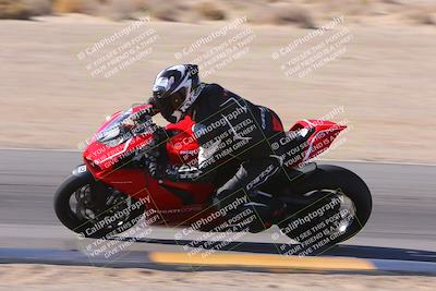 media/Dec-10-2023-SoCal Trackdays (Sun) [[0ce70f5433]]/Turn 9 Inside Set 2 (1115am)/